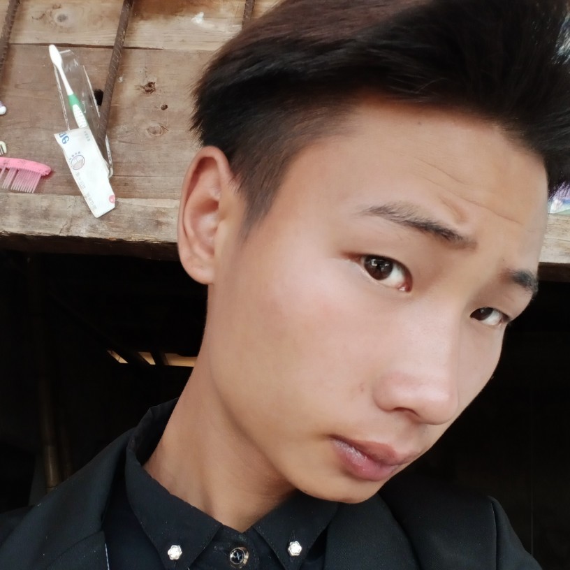 流岚不安的照片