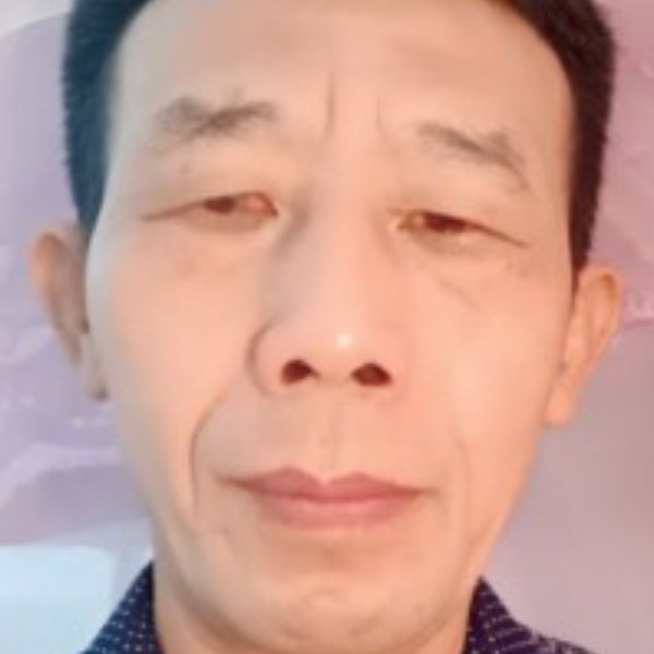 虚拟迎店员的照片