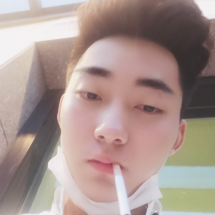 等待有陌颜的照片