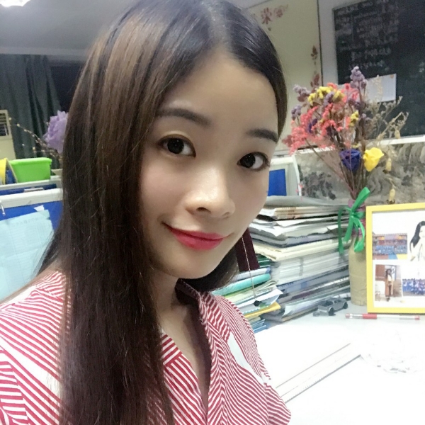 糊涂笑白云的照片