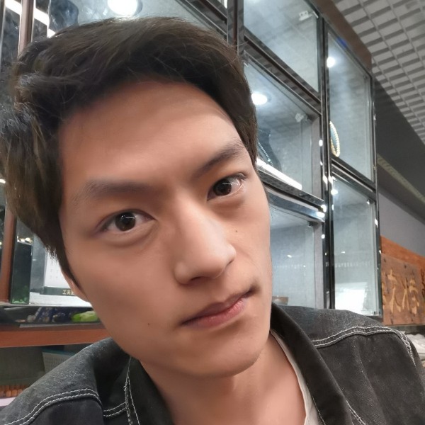 Z先生不偷懒的照片