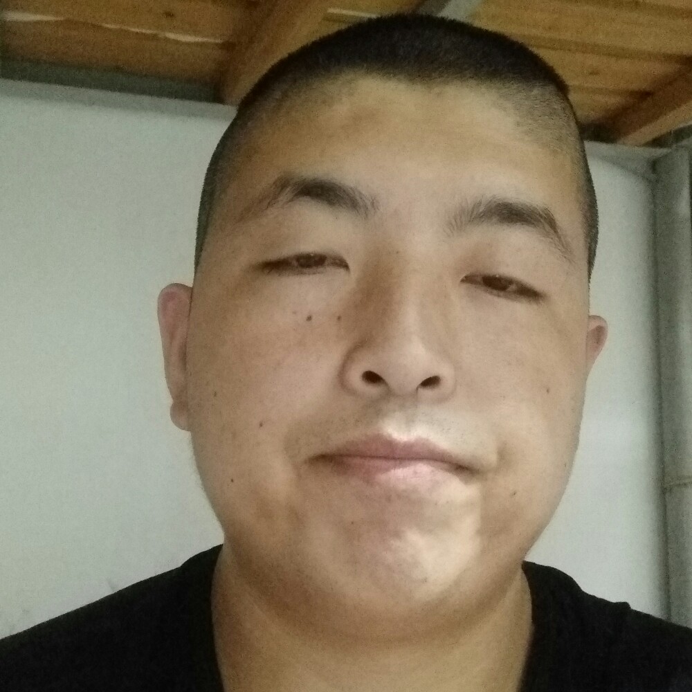 李盼飞的照片