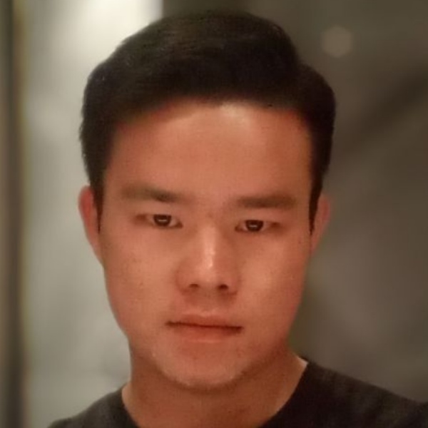 灵巧笑月光的照片