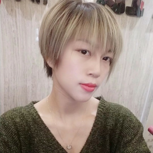 不安身影的照片