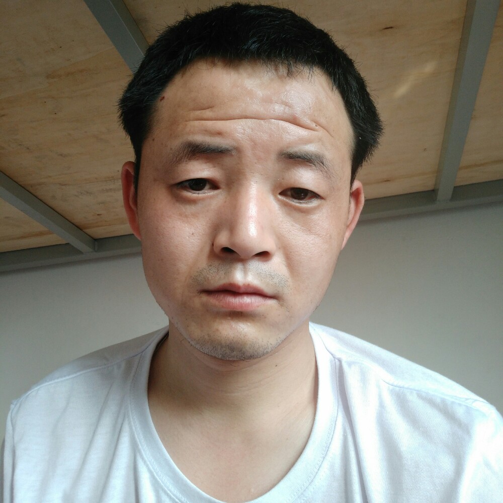 震动爱山岚的照片