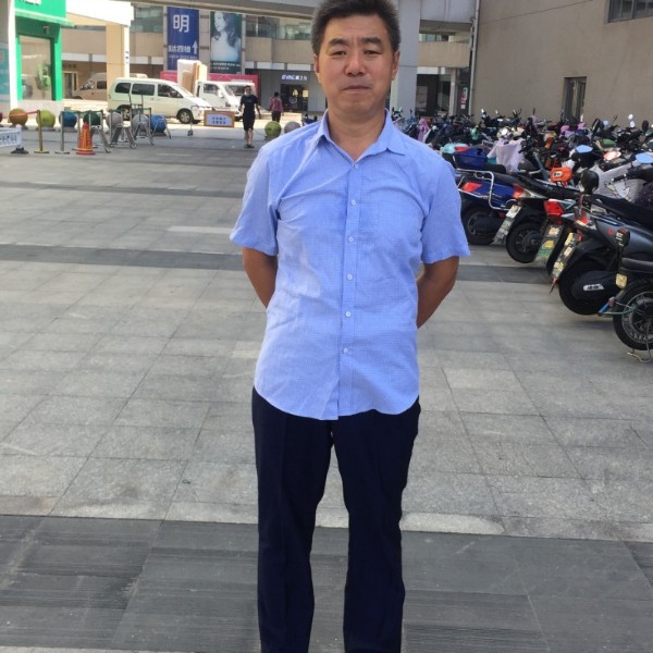 悠闲一卒的照片
