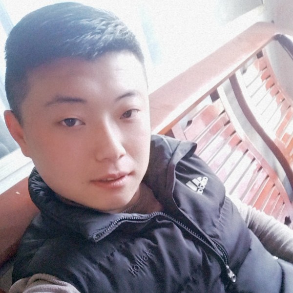 离歌相许健壮的照片