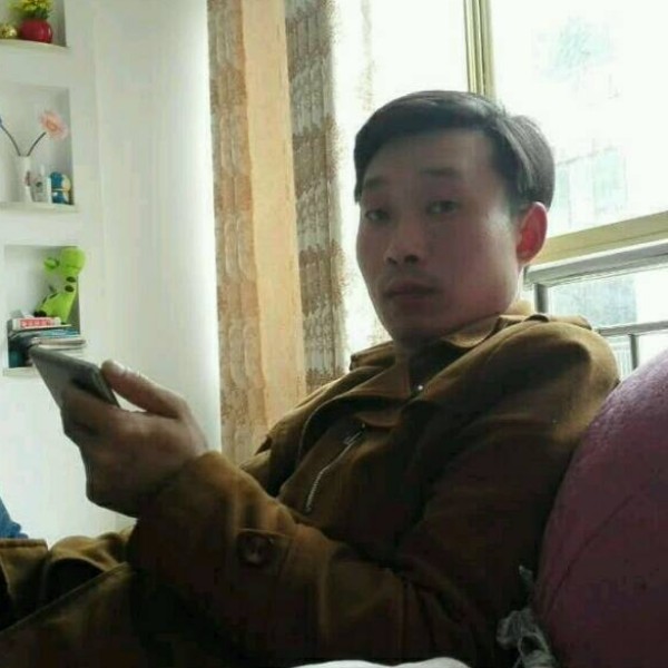下一站的等待你的照片