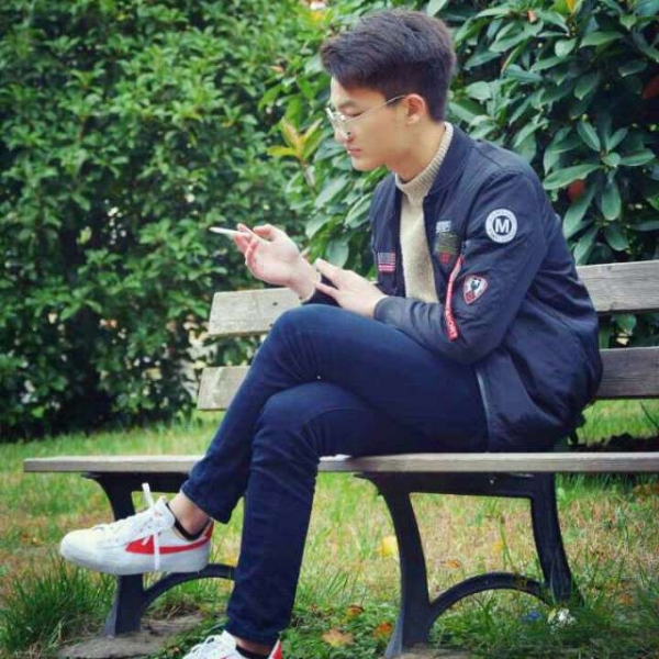 Grim的照片