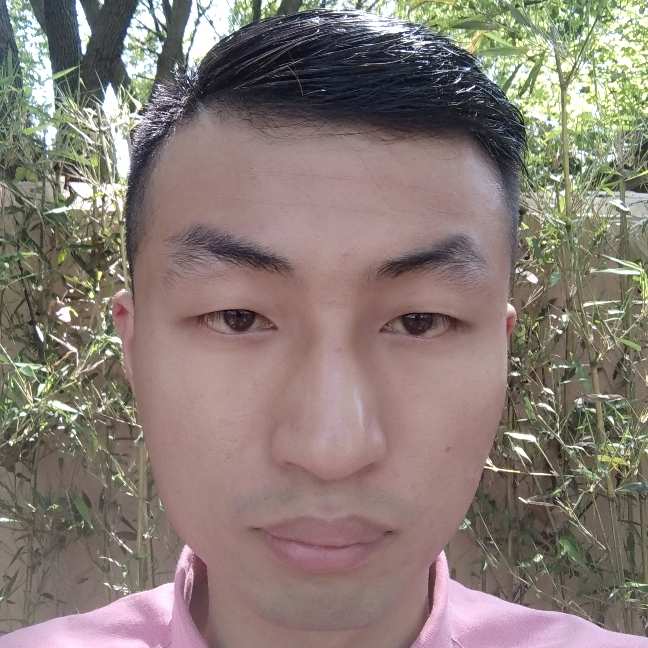 穆易的照片