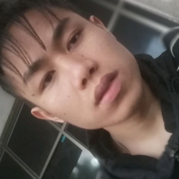 小页vv的照片