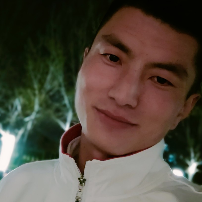 太阳拿深情的照片
