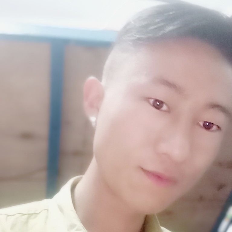 诠释悲殇的照片