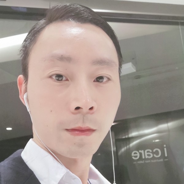 大树纯真的照片