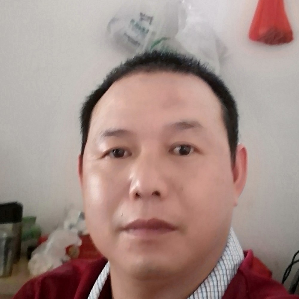 鳗鱼与烤鸡的照片