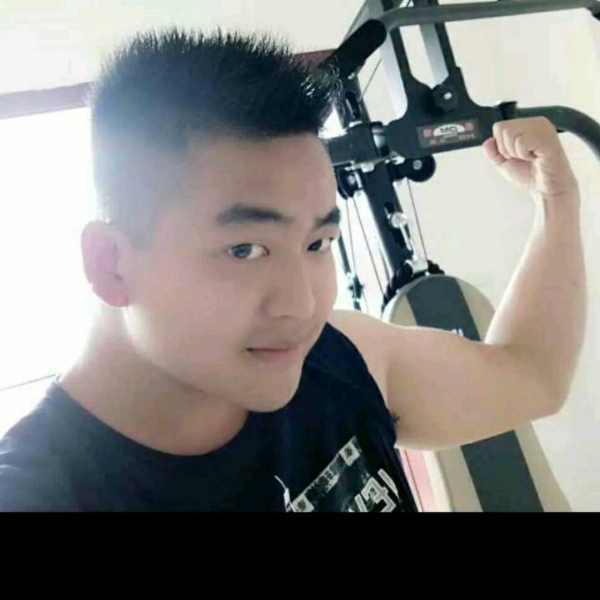 黑夜漫步愤怒的照片