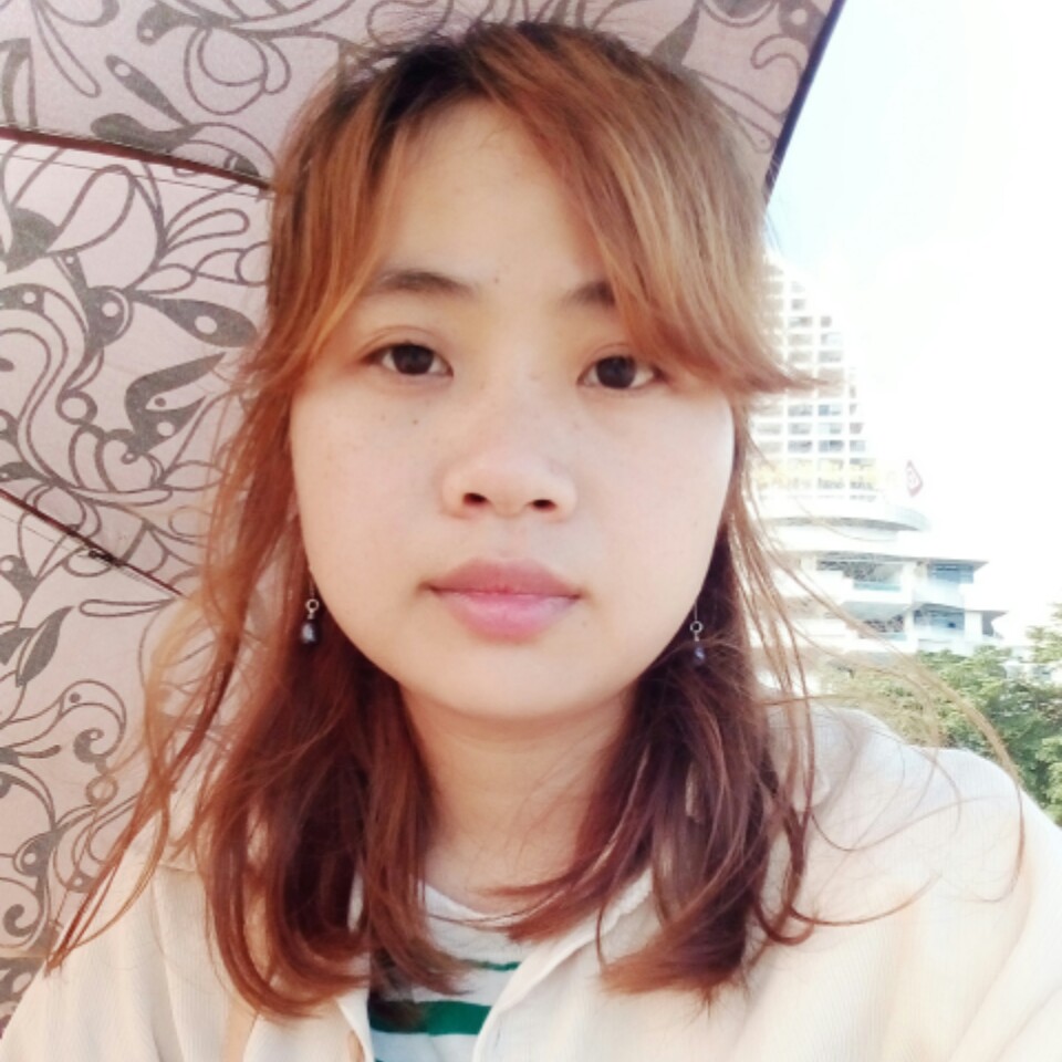 羅丽的照片