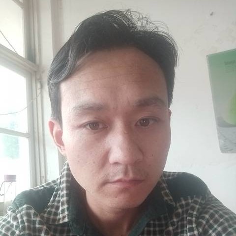 枕头向暧昧的照片