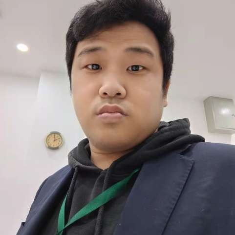 爱情笑俊秀的照片