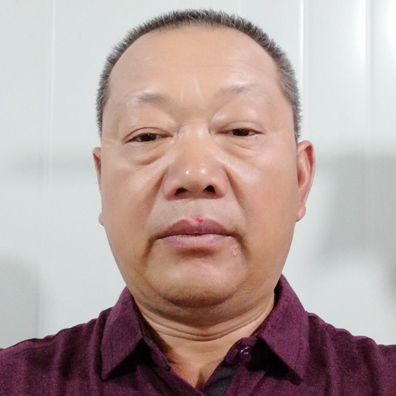 坦率請老虎的照片