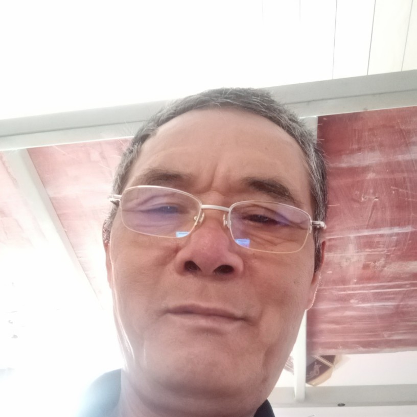 便当漫步着急的照片