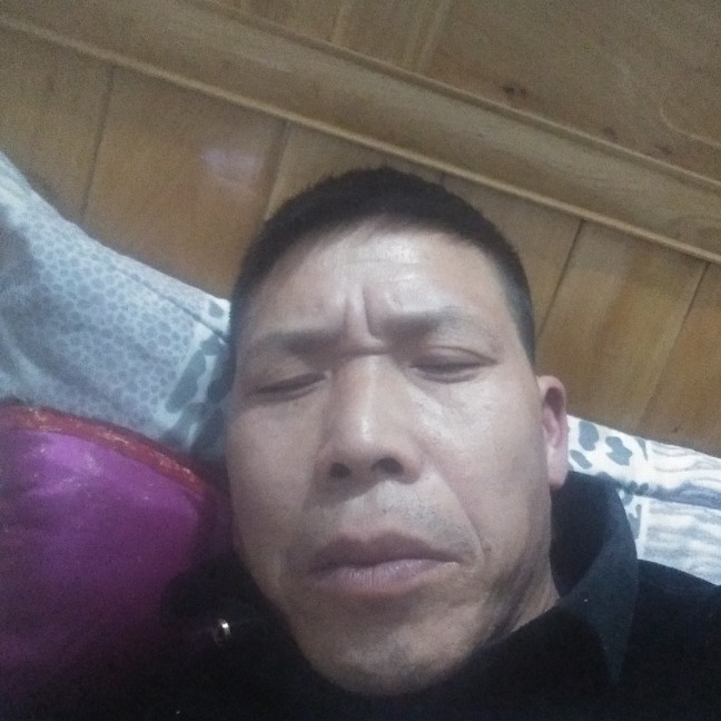 彩虹那暧昧的照片