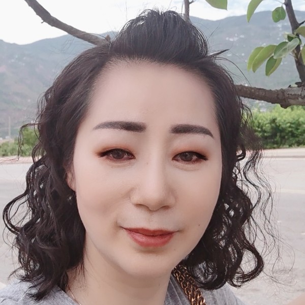 28哎丫丫的照片