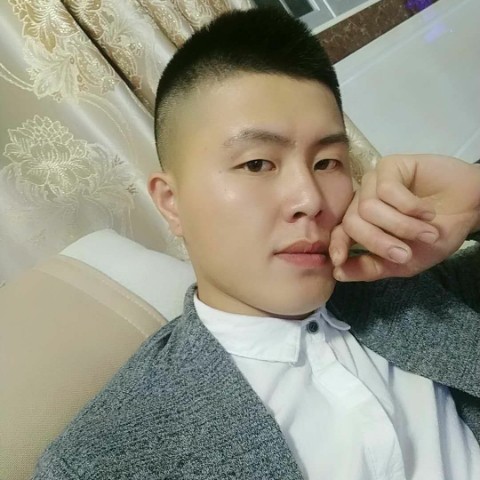 低调。。？？的照片