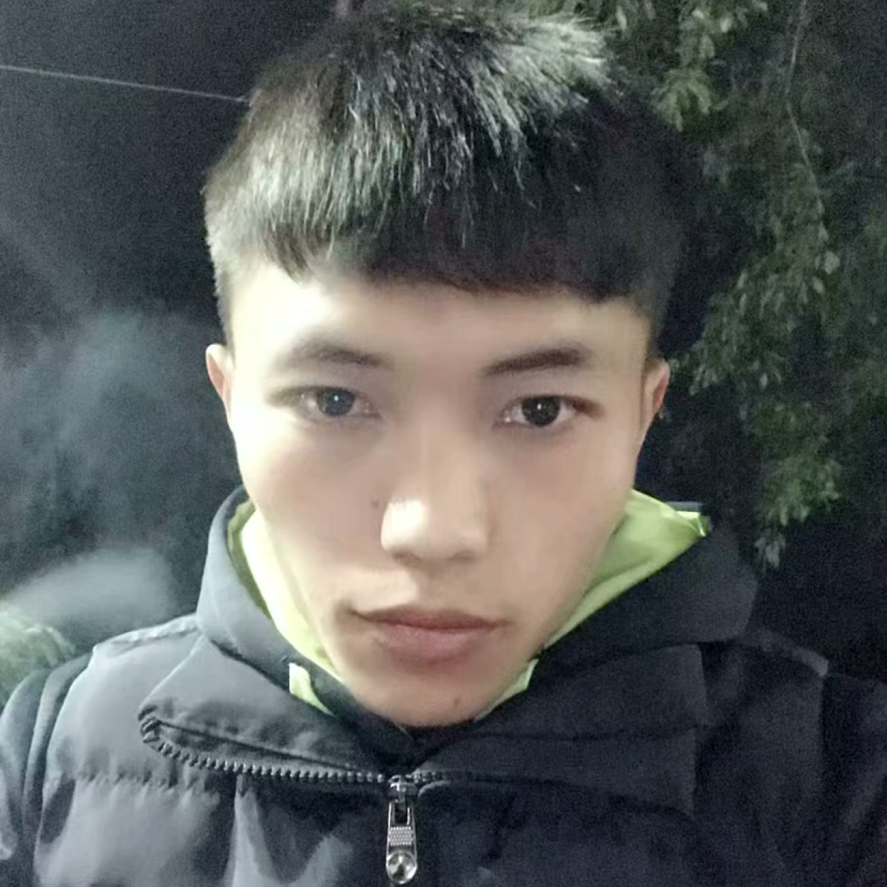 此生昂贵无需来世的照片