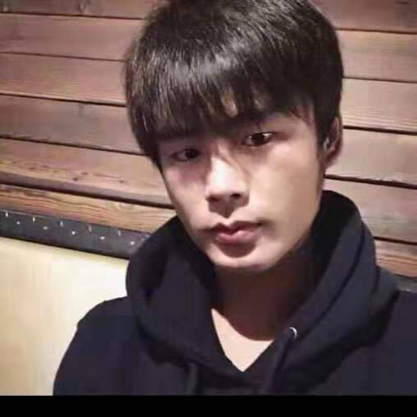 亲亲的照片