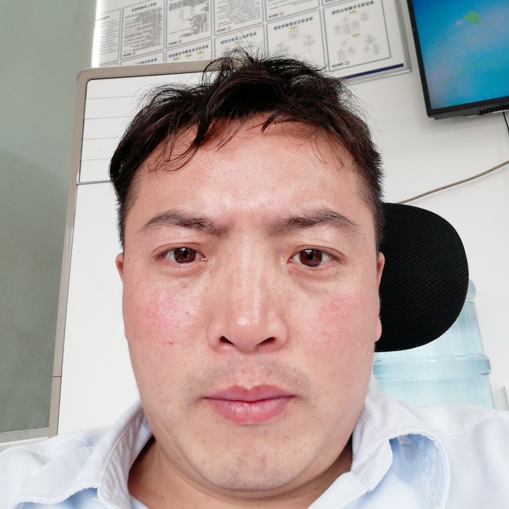 阿龙34的照片