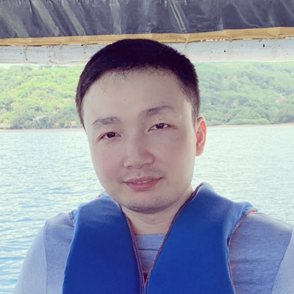 欣慰闻大侠的照片