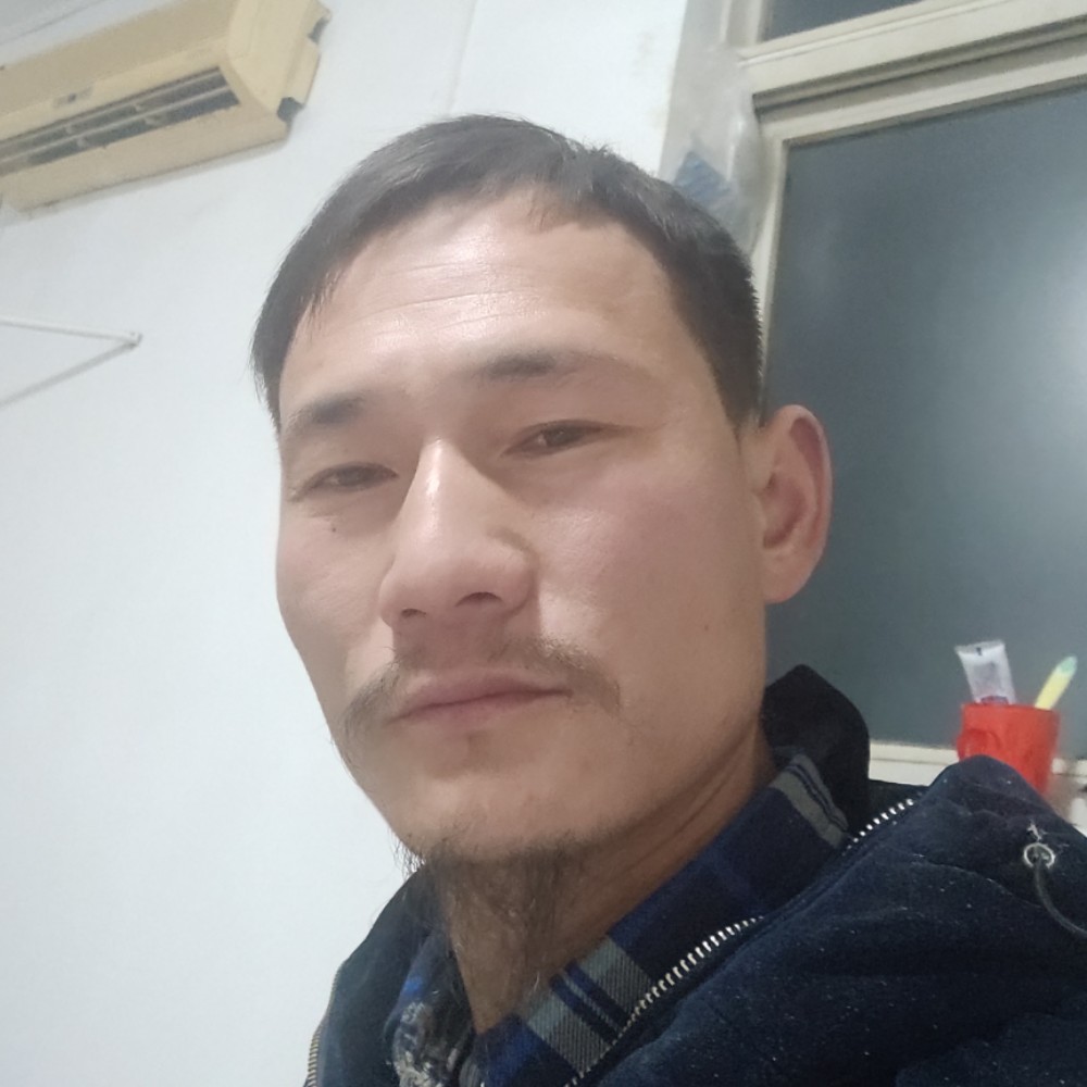 冬瓜浅吻天真的照片
