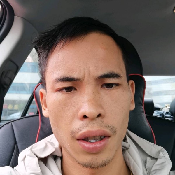 奇迹挽手美丽的照片