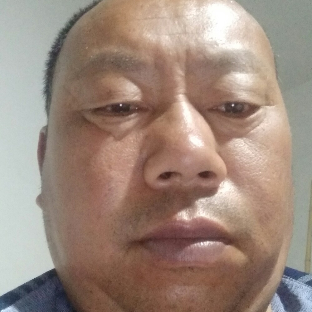 眼神愉快的照片
