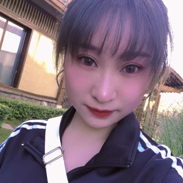 小刺猬爱撒娇1的照片