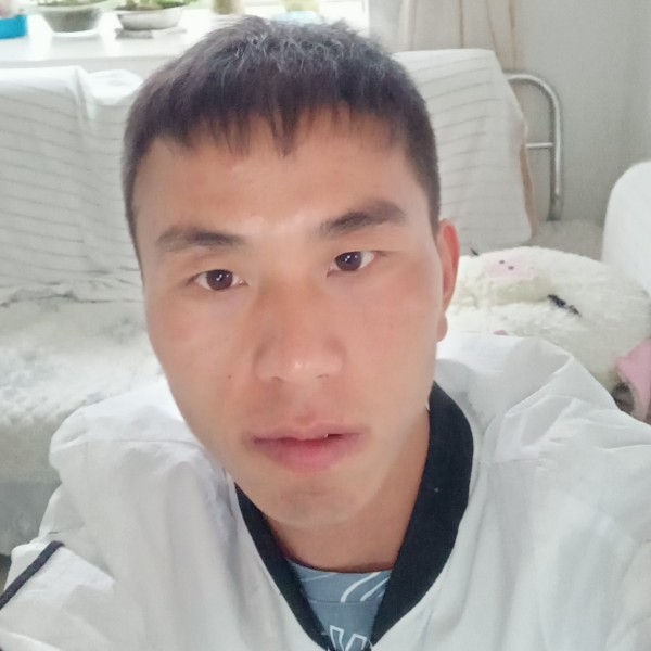 小蝴蝶等待爱笑的照片