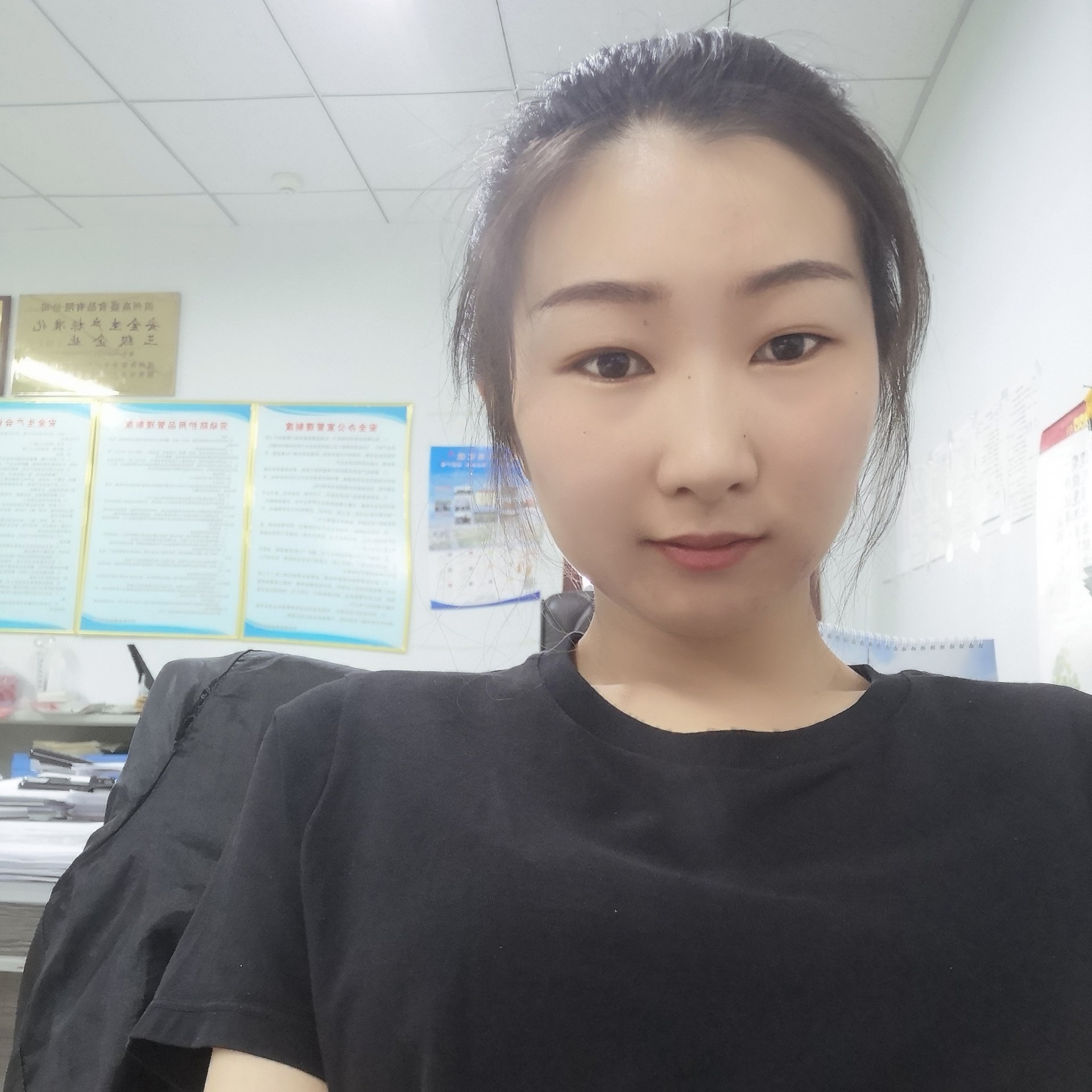 蜡烛炙热的照片