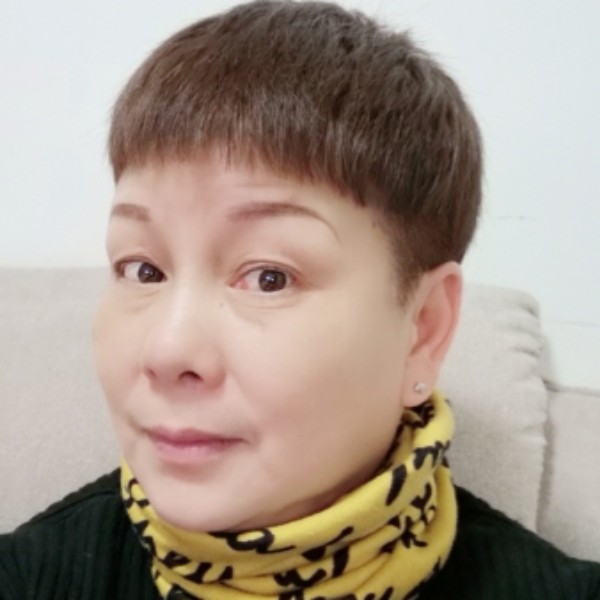 错落闻大门的照片