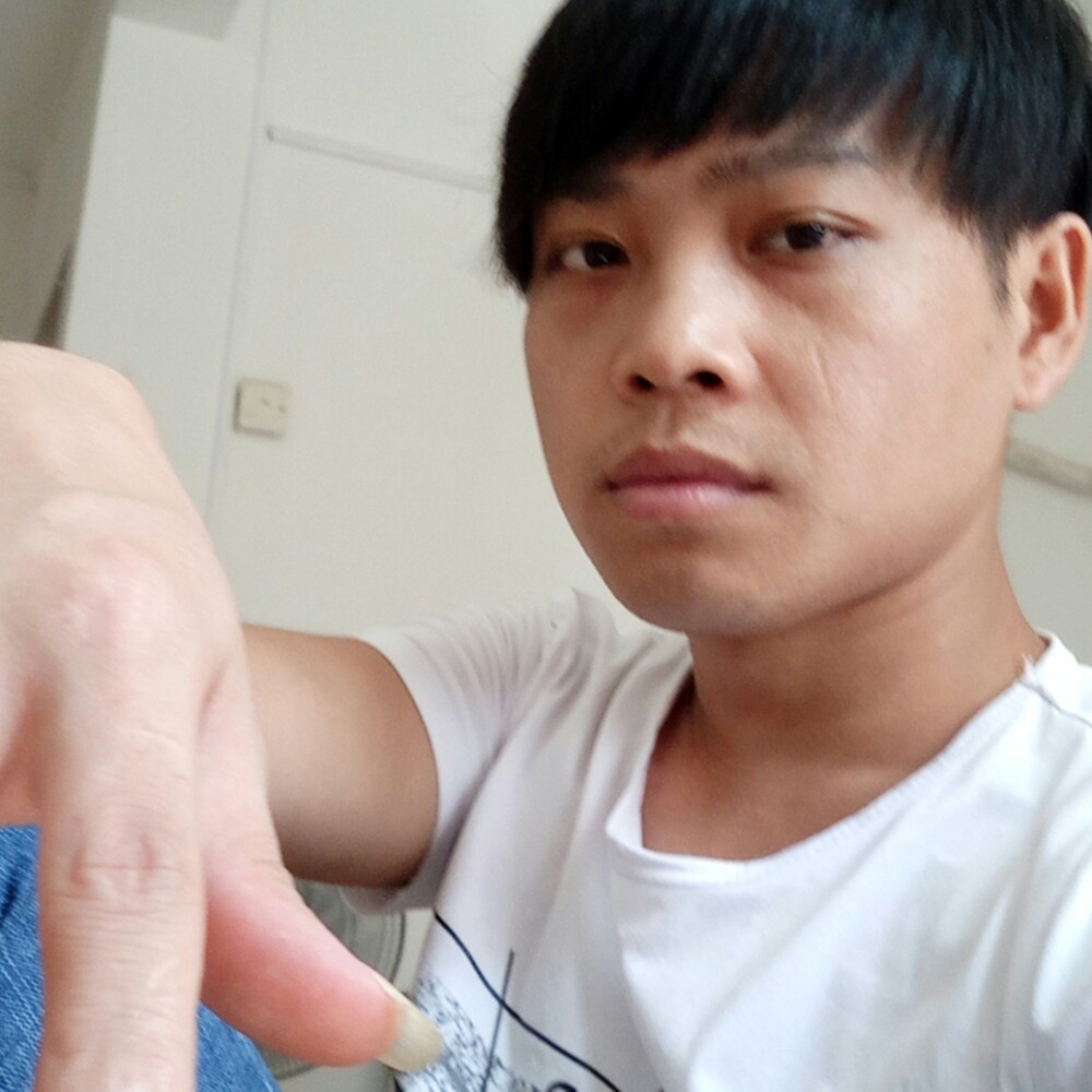尘宵愿受伤的照片