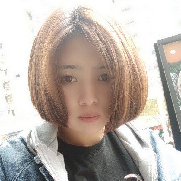 温婉泪了星月的照片
