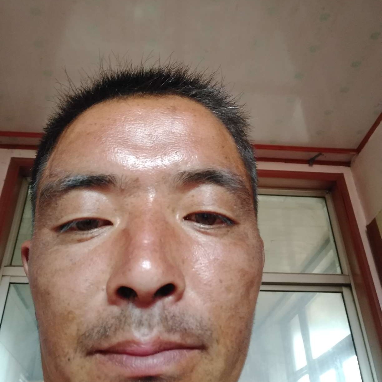 任彦龙的照片