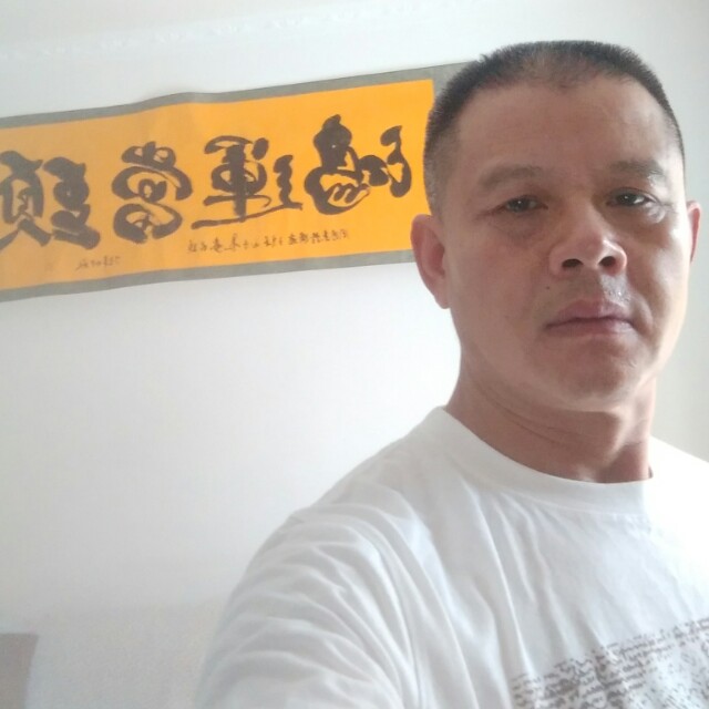 缺失的感动的照片
