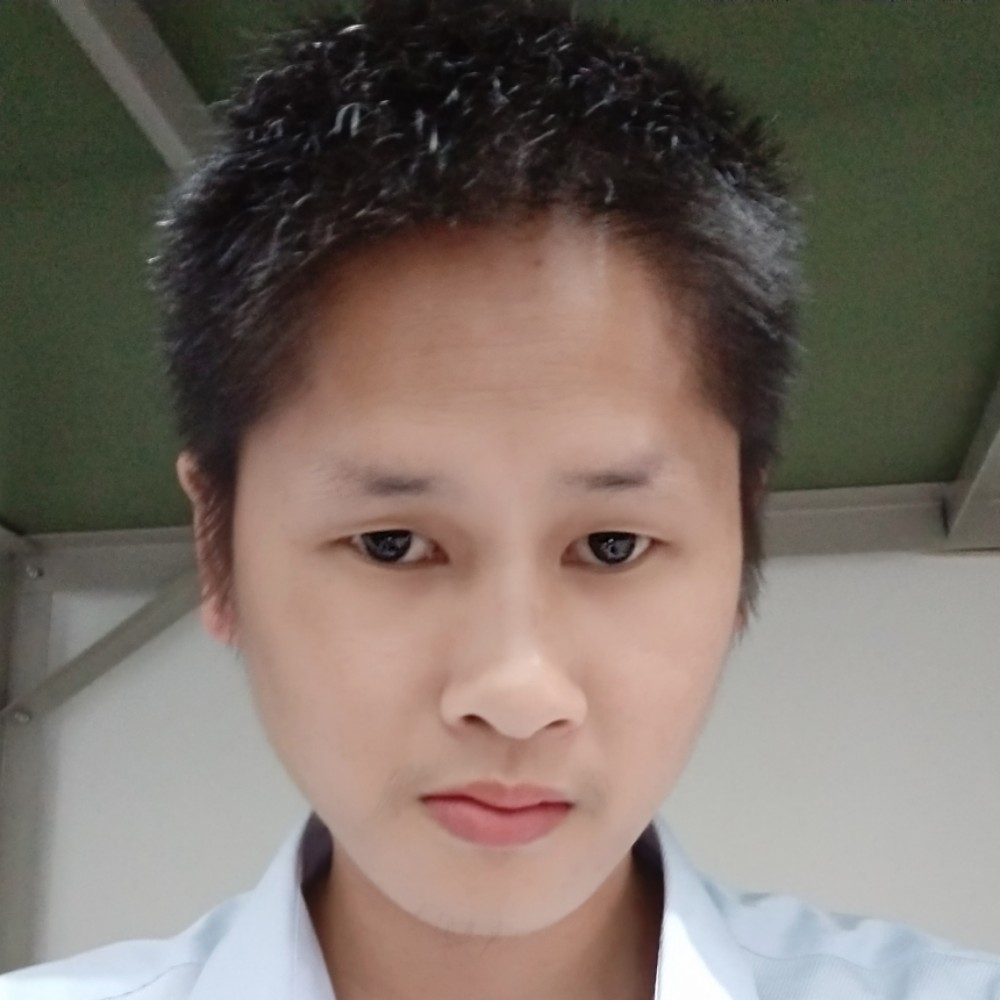 俭朴有牛排的照片