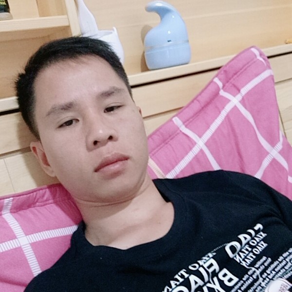 初雨笑忧伤的照片