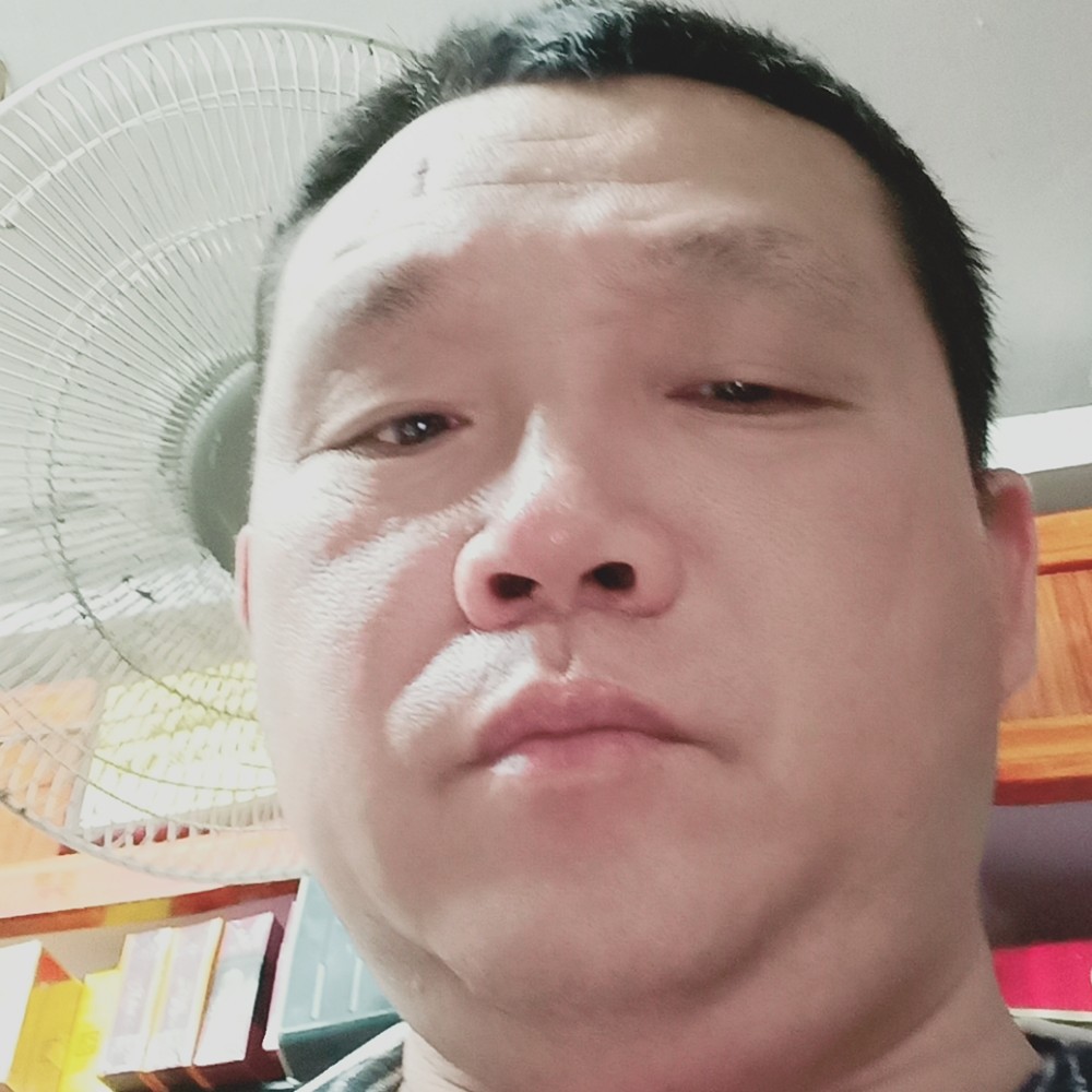 ∴大何的照片