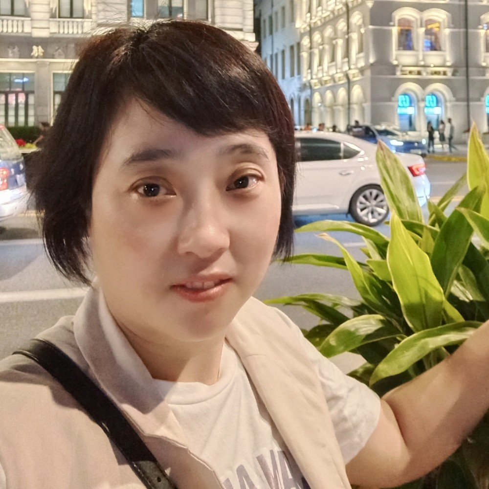 云亦芬的照片