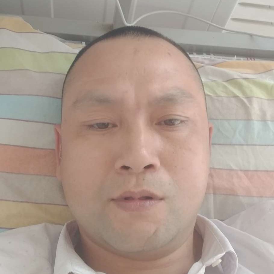 白开水拿冷傲的照片