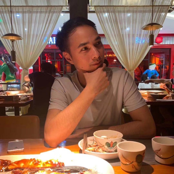 江小猫的照片