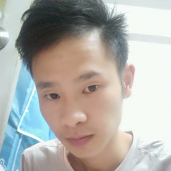 超帅爱恋中心的照片